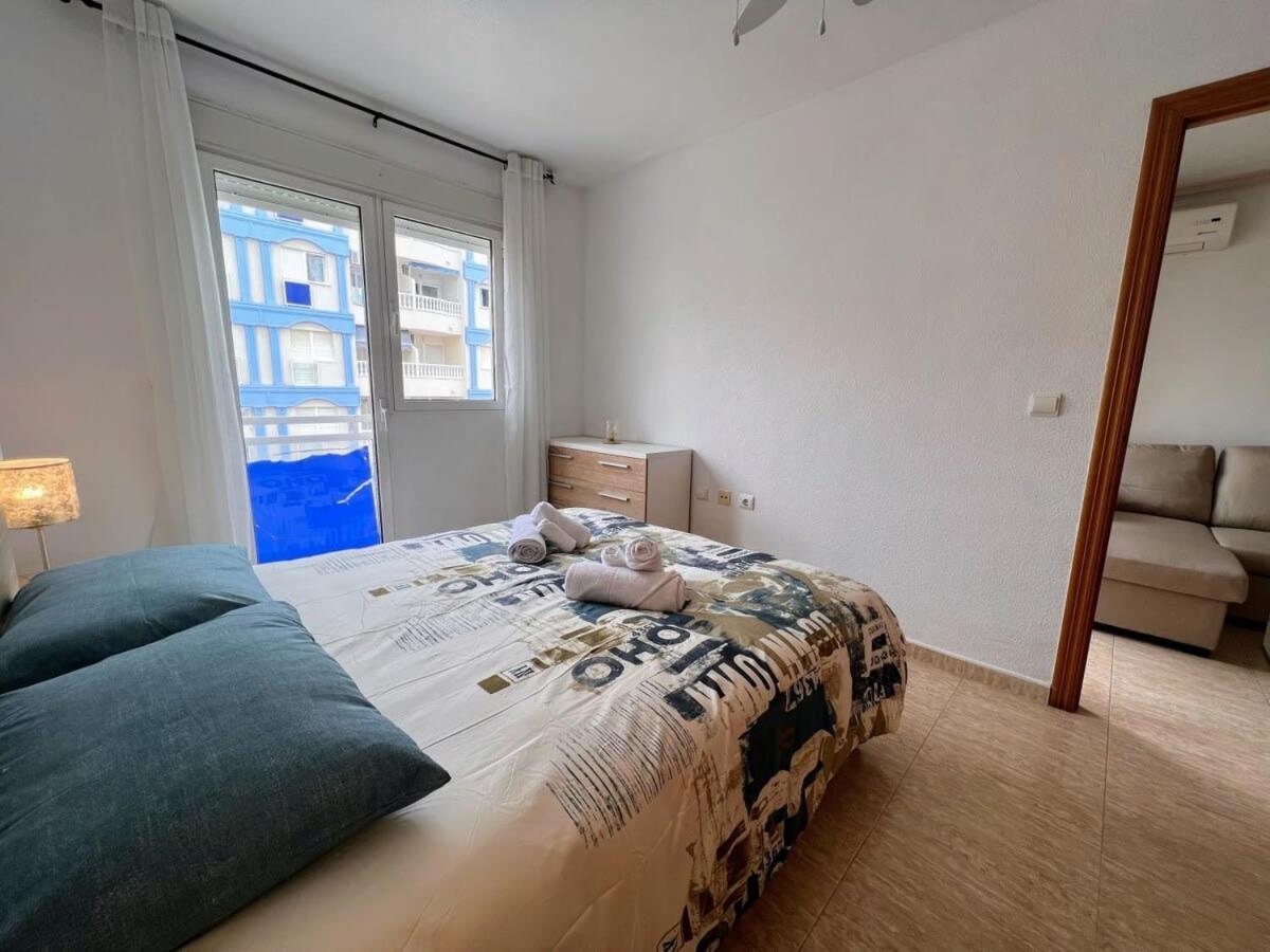 Welcoming Seafront Apartment Tv15 Torrevieja Exteriör bild