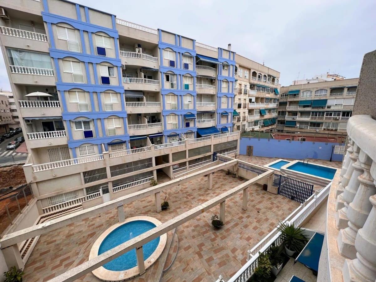 Welcoming Seafront Apartment Tv15 Torrevieja Exteriör bild
